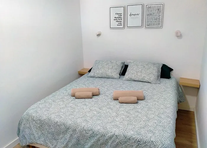 Tamaran 208 * פלאייה דל אינגלז